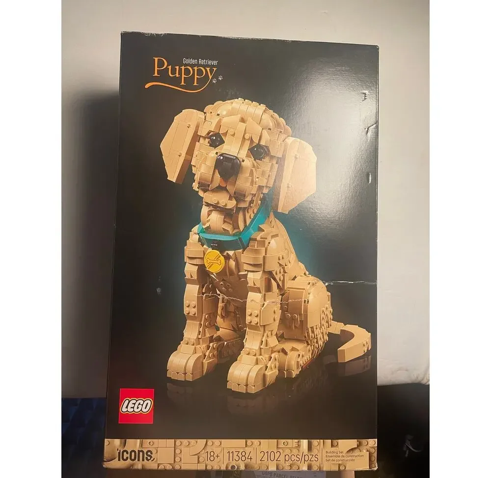 LEGO Icons 11384 Golden Retriever Puppy Building Kit (2102 Pieces) - New Sealed